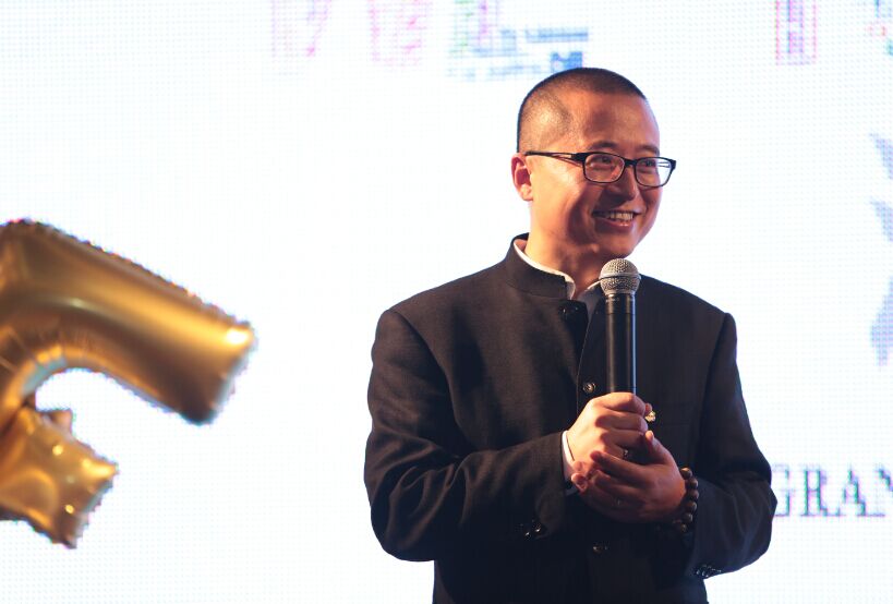 贾波.jpg 贾波.jpg