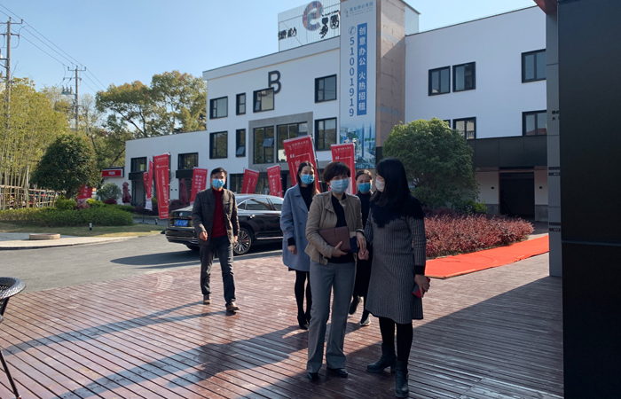 未标题-3.jpg 未标题-3.jpg