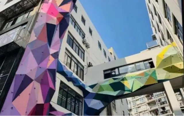 2.webp.jpg 2.webp.jpg